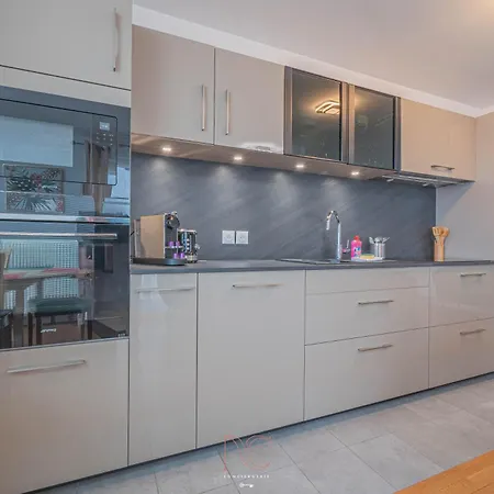 Apartament Disneyland-paris 10 Personnes, Wifi, 2 Parkings Chessy (Seine-et-Marne)