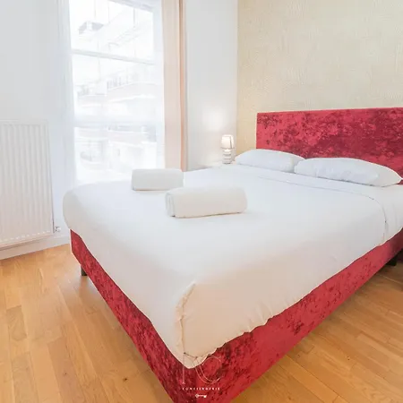 Disneyland-paris 10 Personnes, Wifi, 2 Parkings